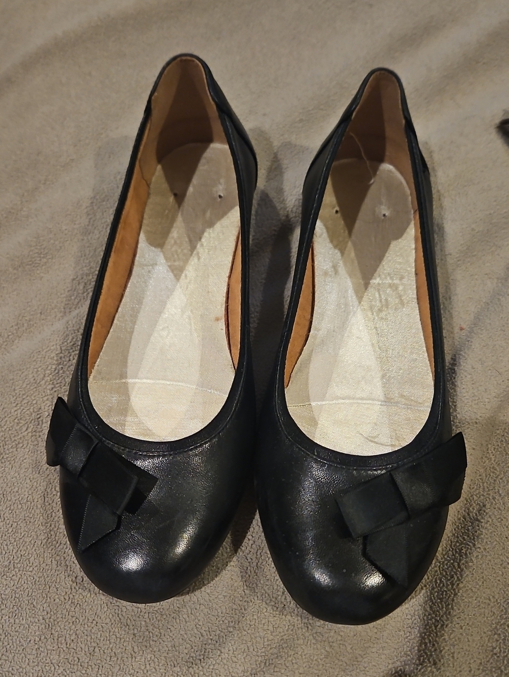 Vionic Black Leather Bow Ballet Flats for Women